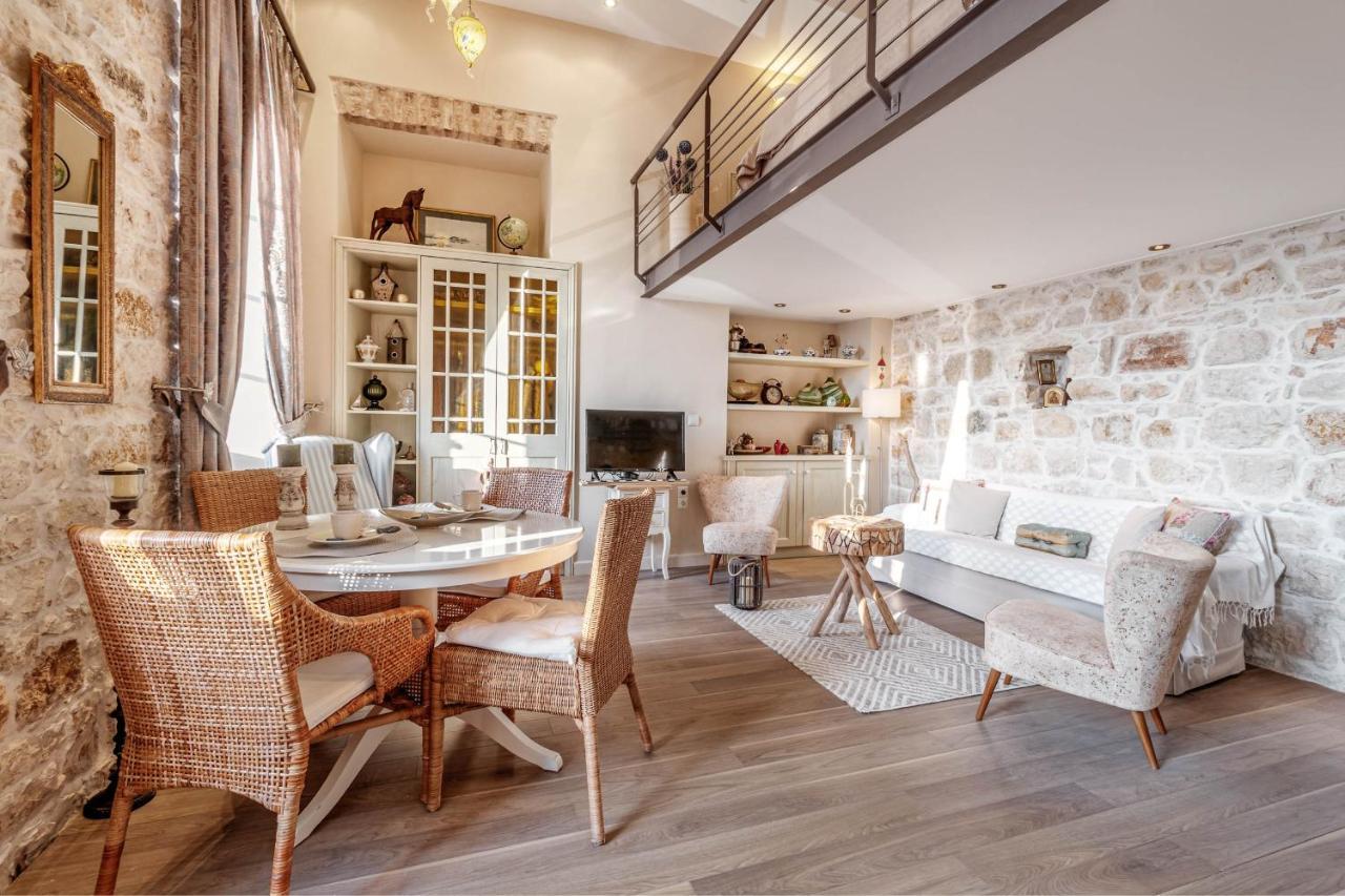 Apartamento Mouragia Loft - Waterfront Old Corfu Town Exterior foto