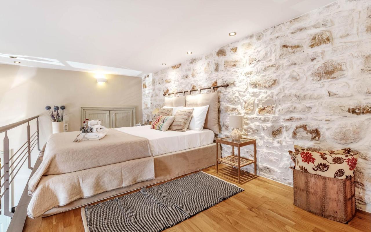 Apartamento Mouragia Loft - Waterfront Old Corfu Town Exterior foto