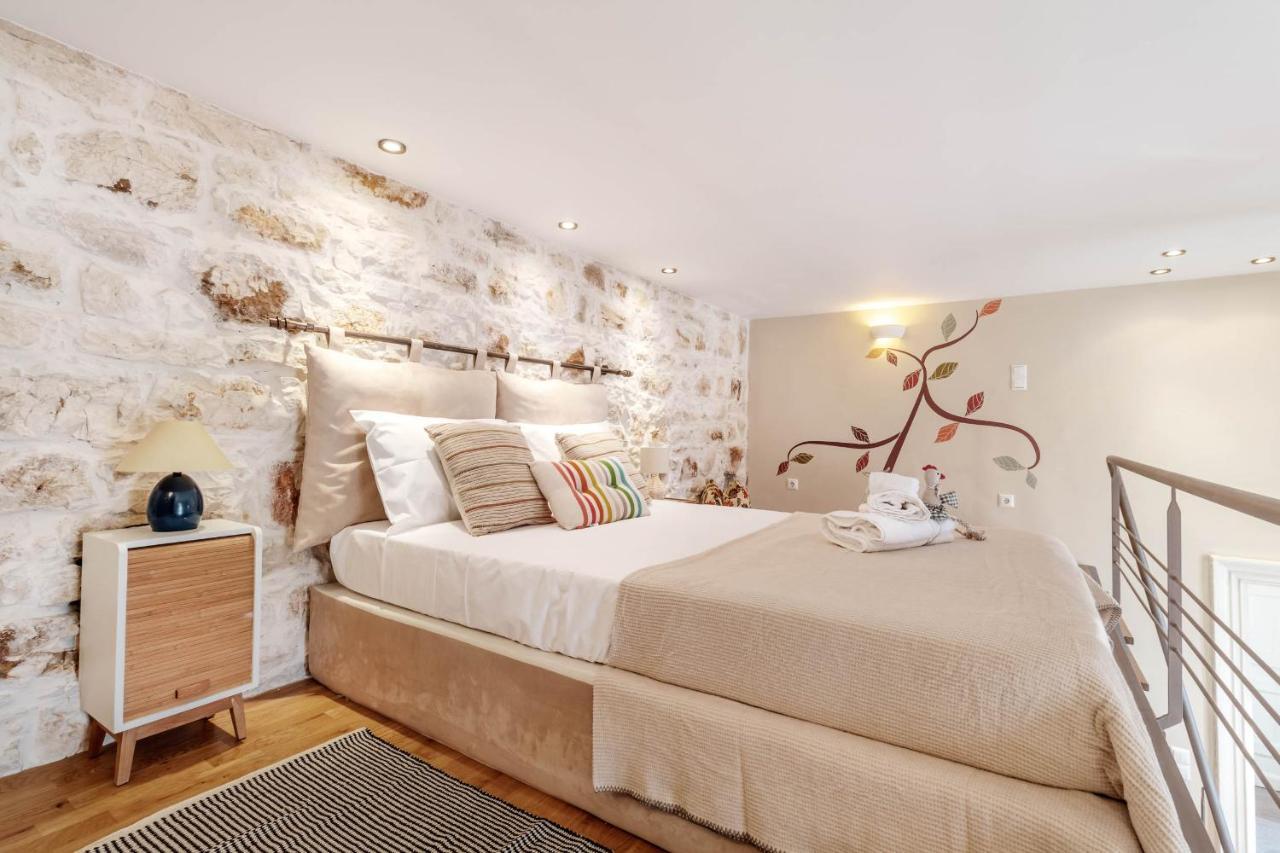 Apartamento Mouragia Loft - Waterfront Old Corfu Town Exterior foto